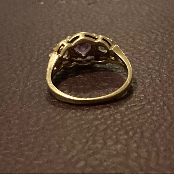 Vintage 10k Lavender Ice and CZ Yellow Gold Ring, Size 5 - Picture 3 of 5